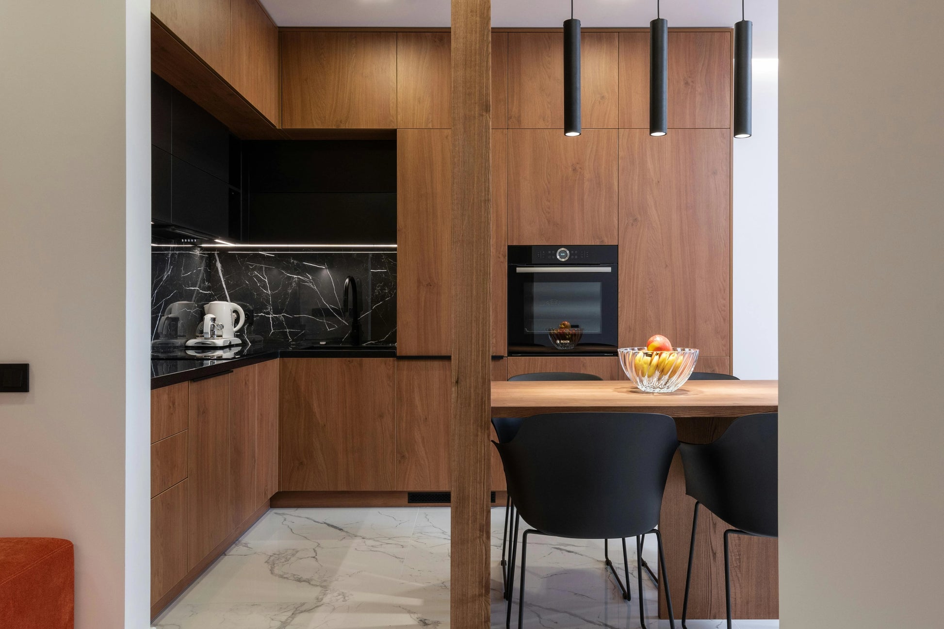 Contemporary Chic - contemporary Kitchen by Kitchen and Cabinets 