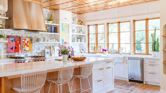 Traditional Grace - Traditional Kitchen by Kitchen and Cabinets